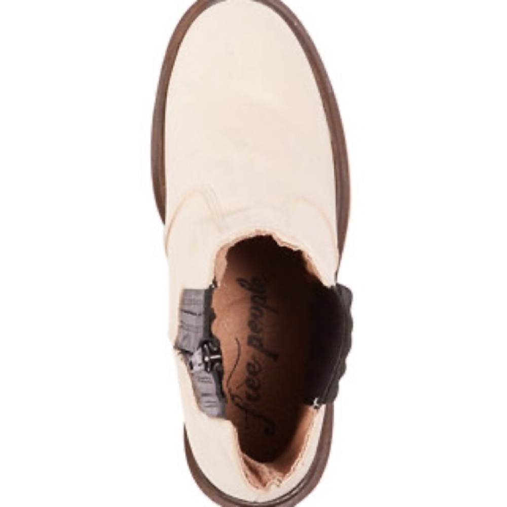 Free People James Chelsea Boot in White - Picture 4 of 7